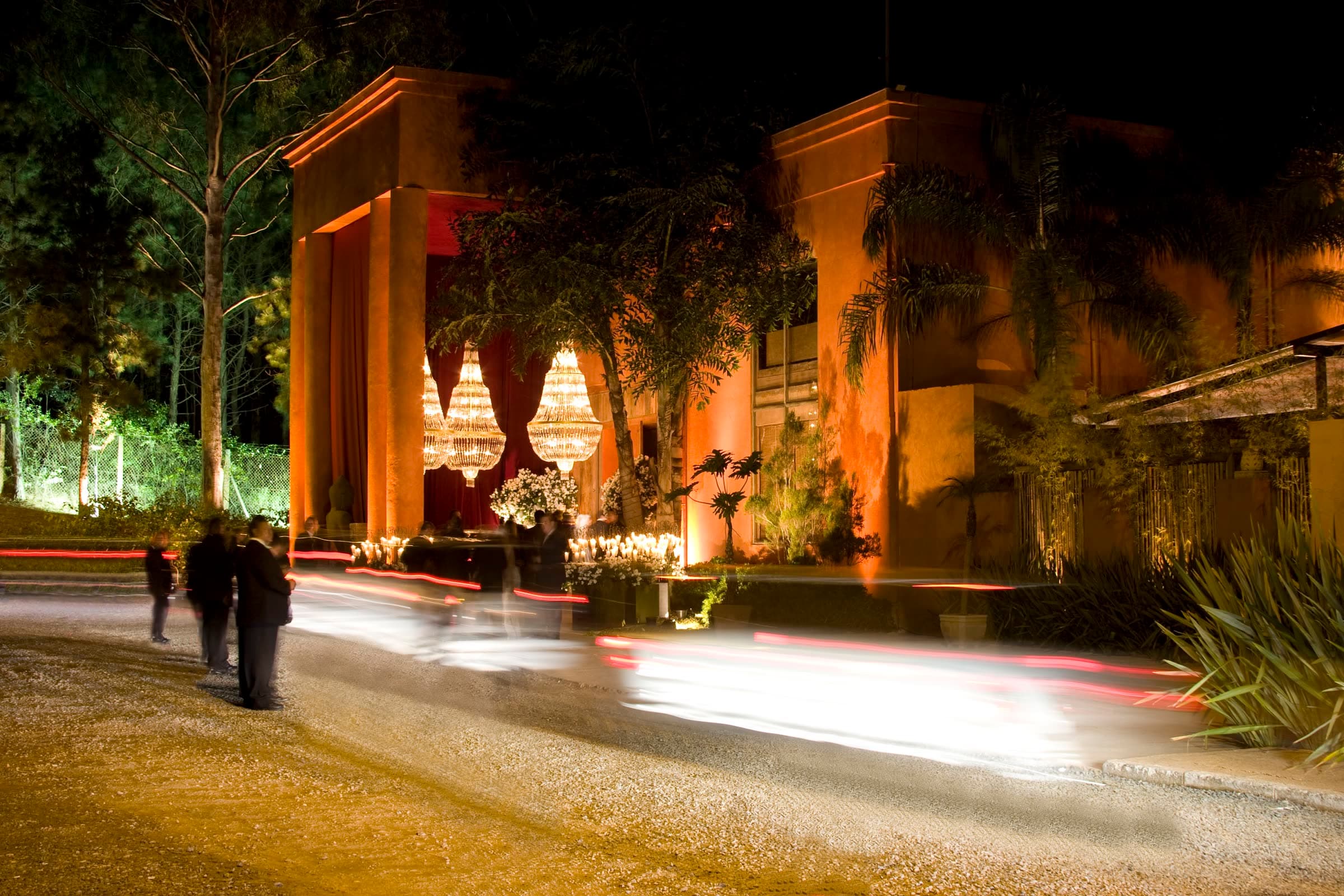 Entrada Principal | ESPAÇO FAR EAST