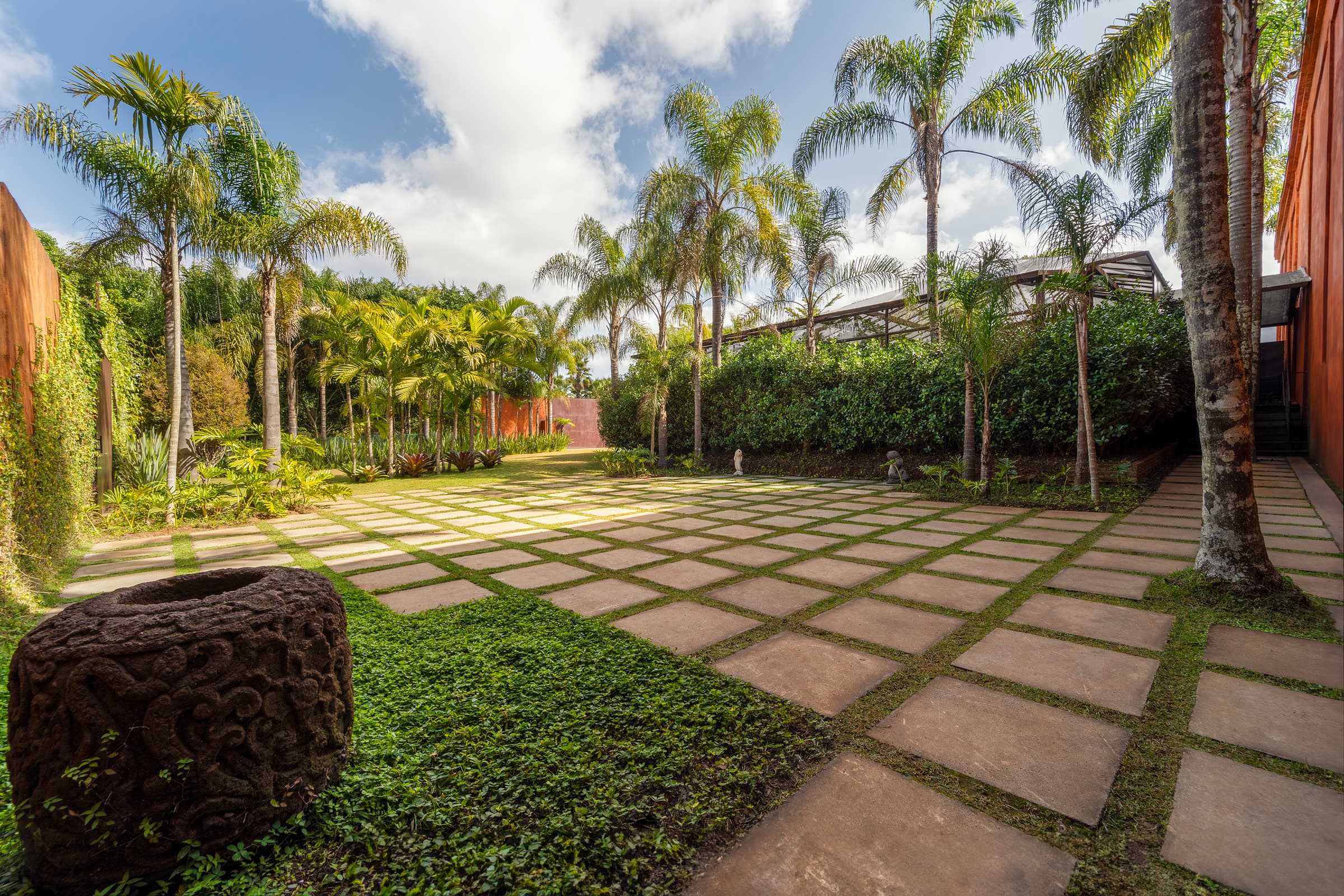 Pátio Externo | ESPAÇO FAR EAST